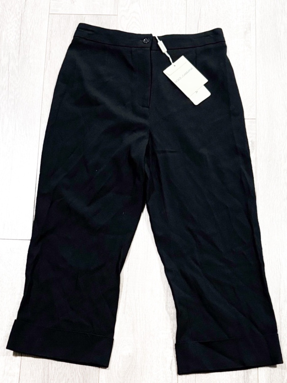 NWT Dolce & Gabbana Black Cropped Trousers with Cuffed Hem Size 40 (US 4)